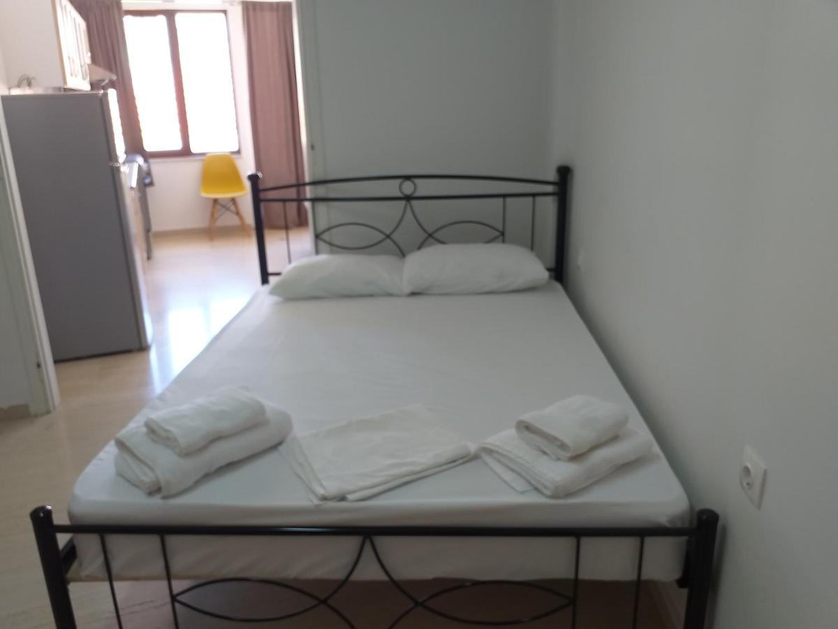Happy Suite Iraklio Exterior foto