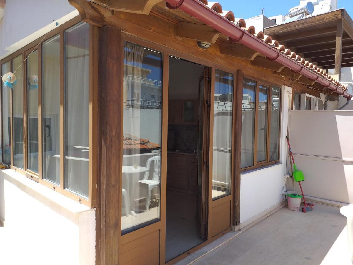 Happy Suite Iraklio Exterior foto