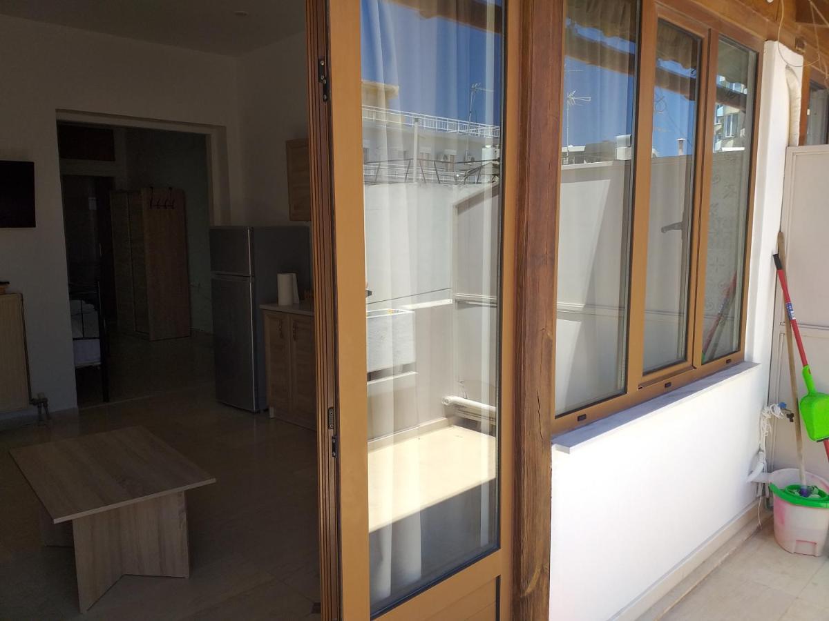 Happy Suite Iraklio Exterior foto