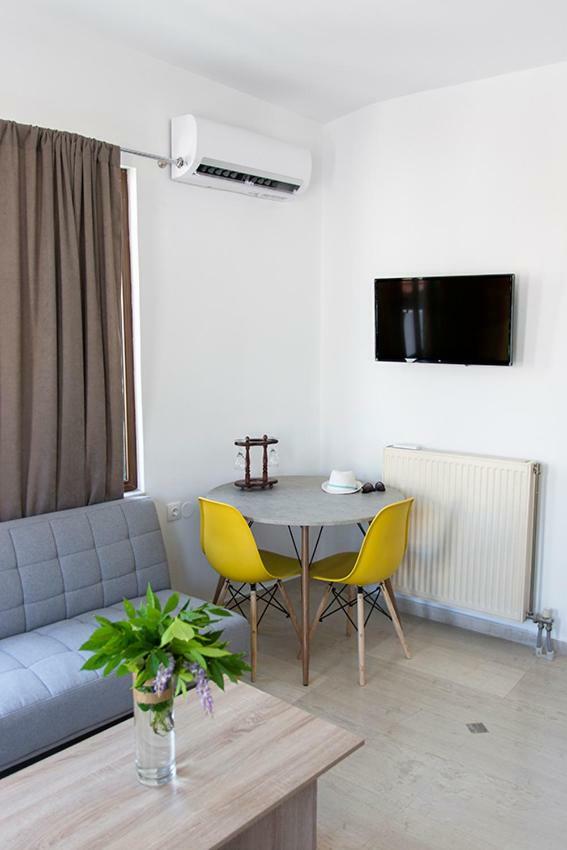 Happy Suite Iraklio Exterior foto